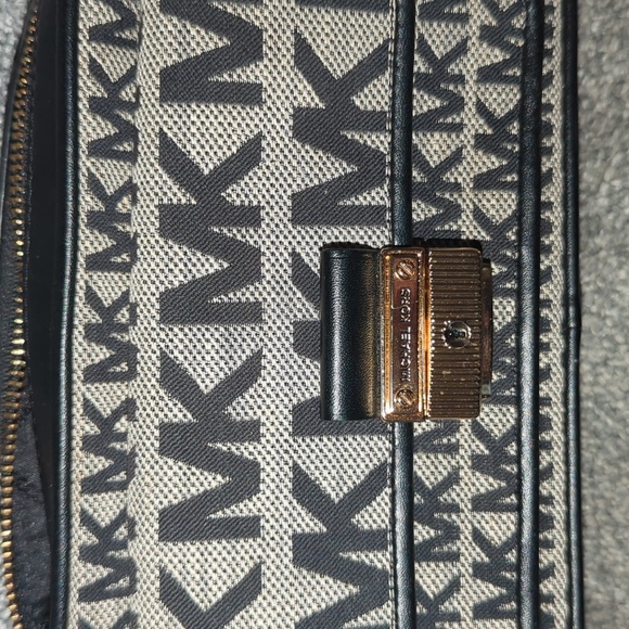 Michael Kors Black and Gray Crossbody Bag - Picture 2 of 7